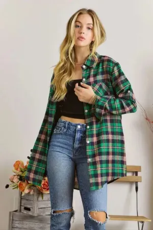 Classic Plaid Button-Down Shirt with Roll-Up Sleeves – Timeless Wardrobe Staple