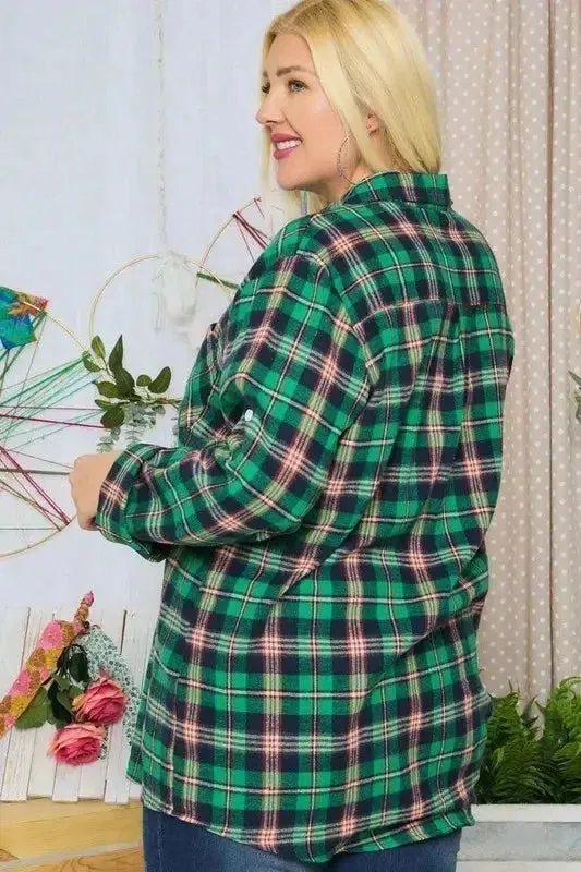Classic Plaid Button-Down Shirt with Roll-Up Sleeves – Timeless Wardrobe Staple
