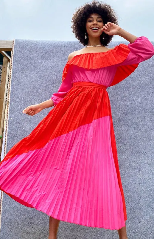 Colorblock Pleated Off-the-Shoulder Maxi Dress