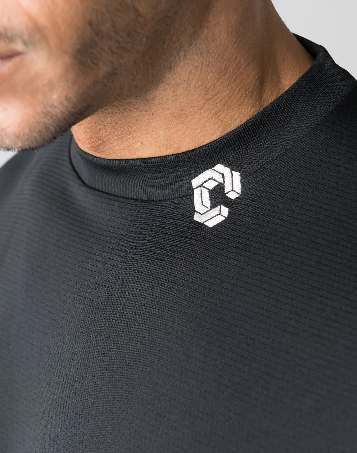 CRONOS pinhole mesh T-shirts【BLACK×RED】