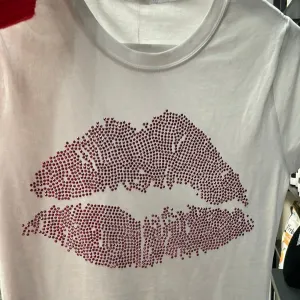 Lips Rhinestones Tee White