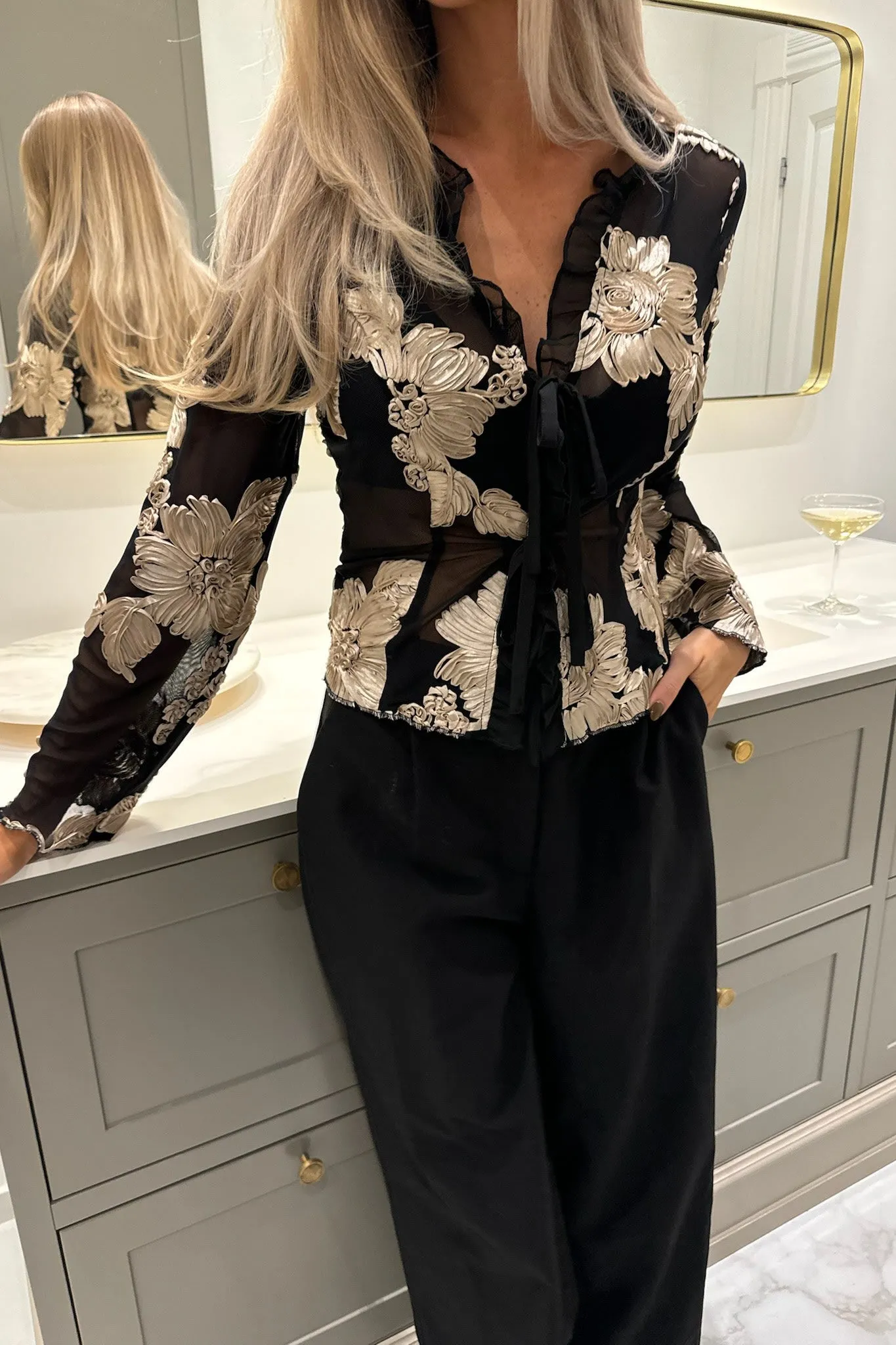 MarlyIC Mesh Top - Sort Beige Blomst