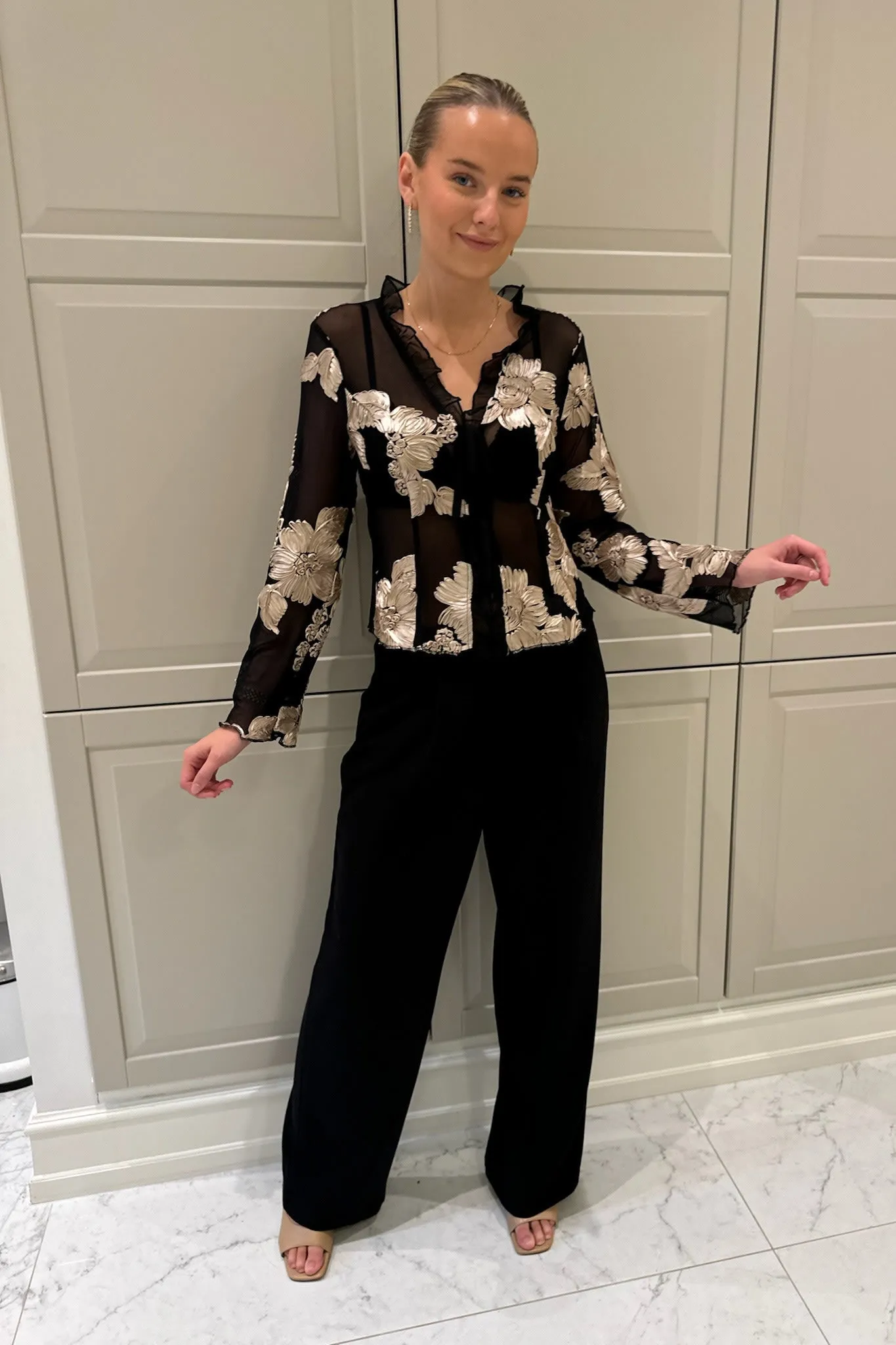 MarlyIC Mesh Top - Sort Beige Blomst