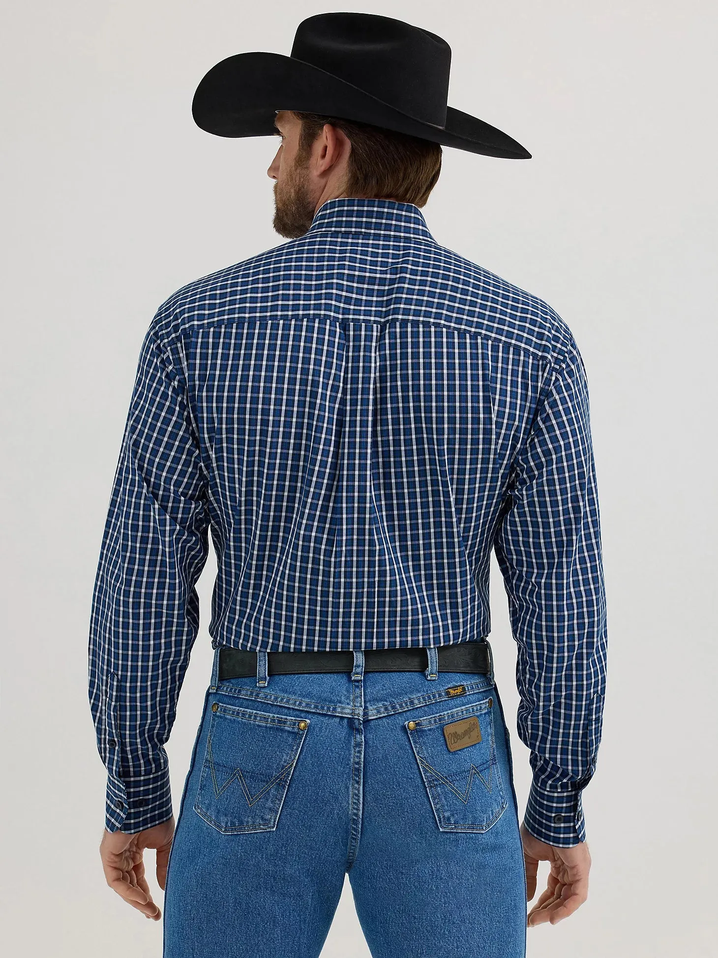 Men's Wrangler George Strait Long Sleeve Button Down - Deep Sea Plaid