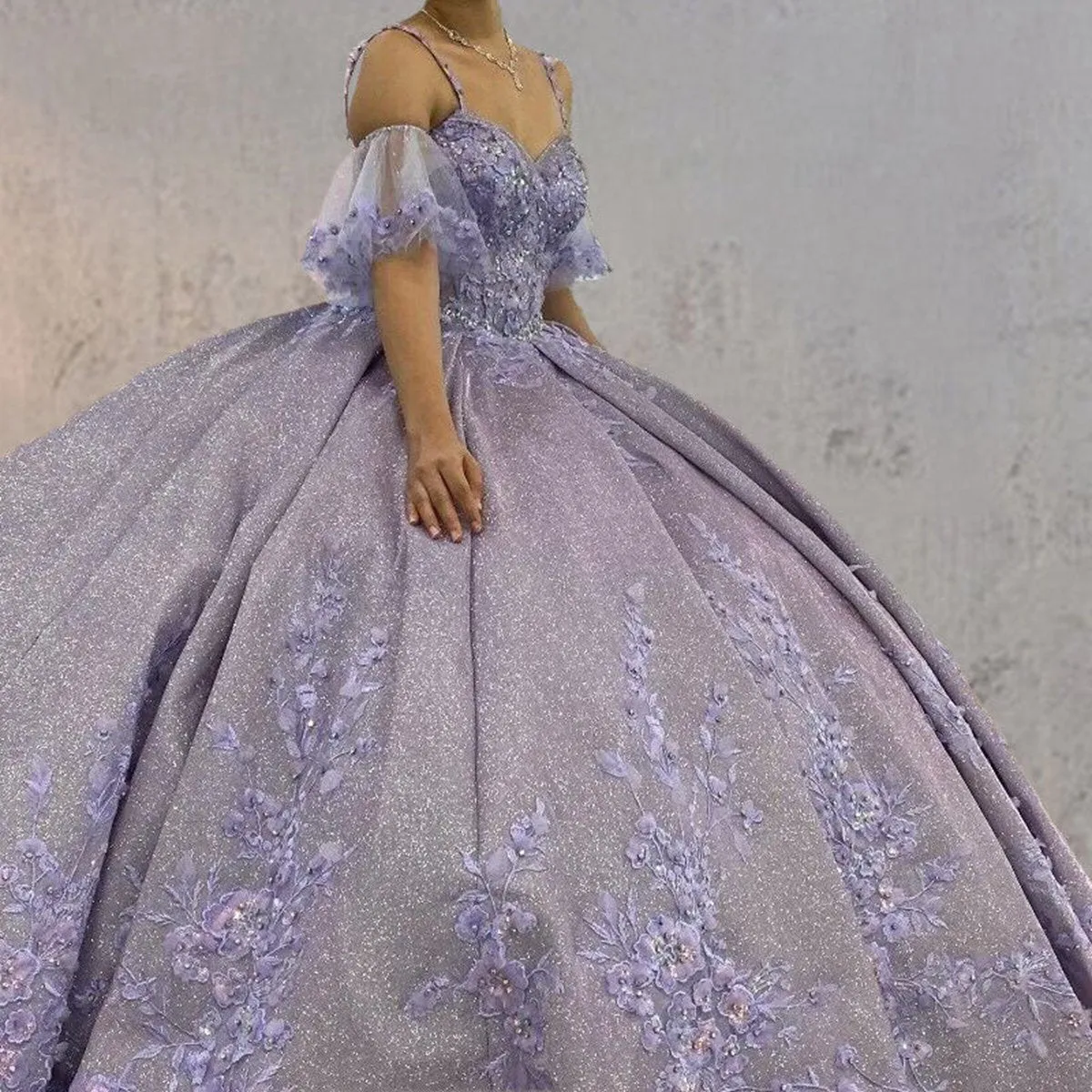 Off-the-Shoulder Straps Appliqued Quinceanera Dresses