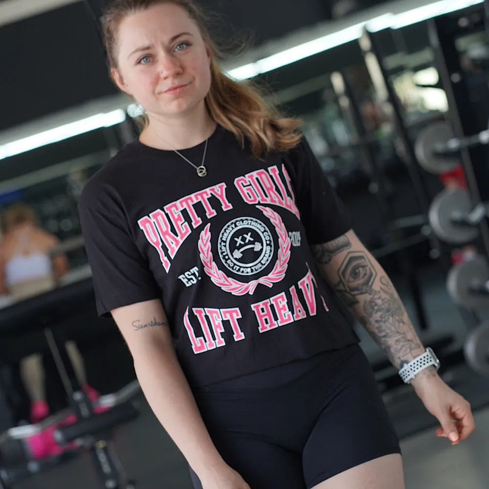 PRETTY GIRLS LIFT HEAVY VARSITY - BLACK CROPPED T-SHIRT