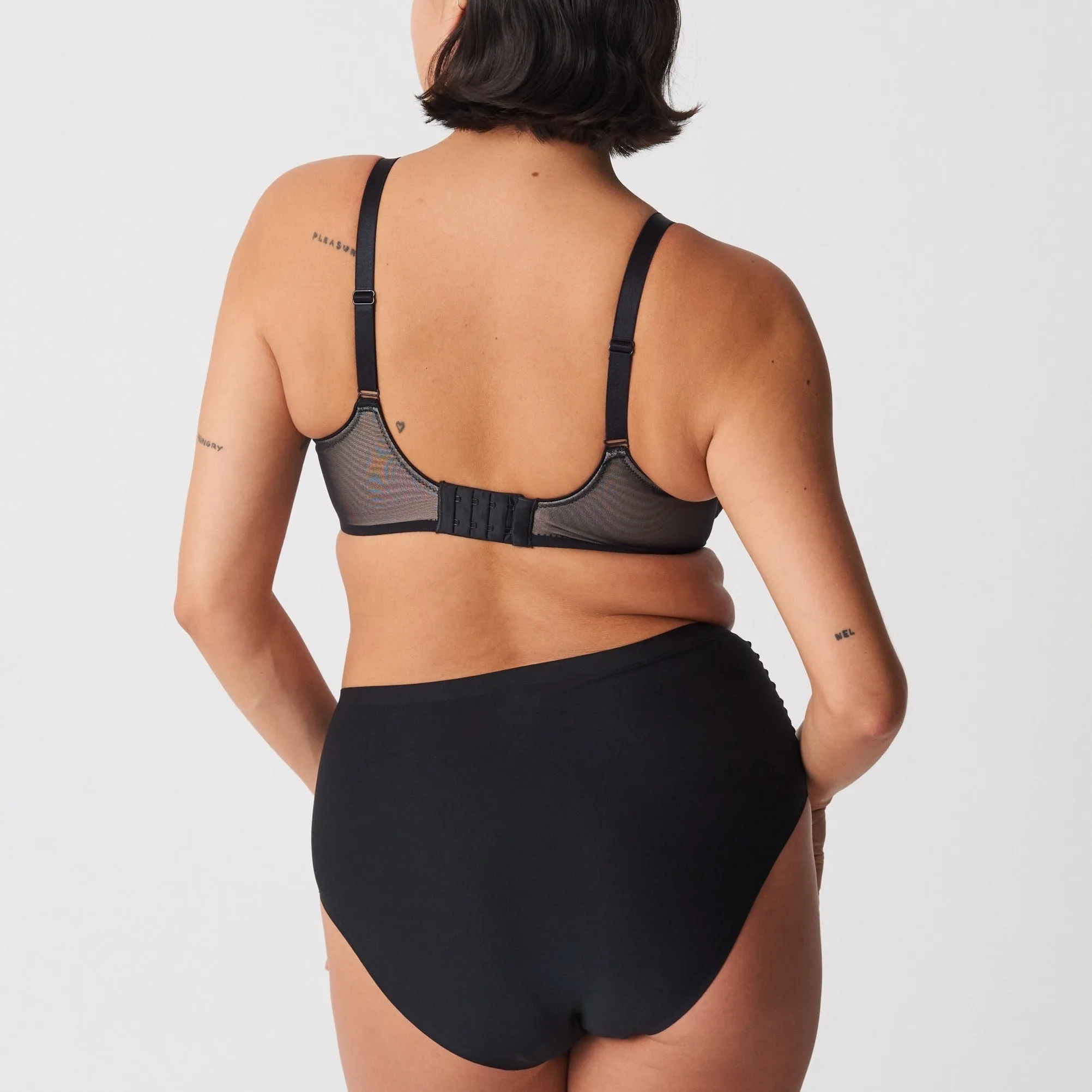 Revele Moi Perfect Fit Underwire Bra In Black - Chantelle