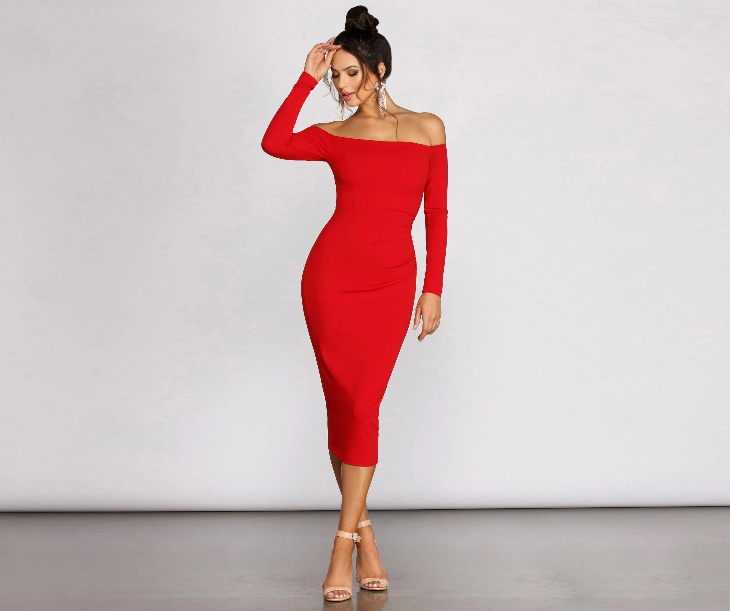 Rose Off The Charming Shoulder Midi Dress