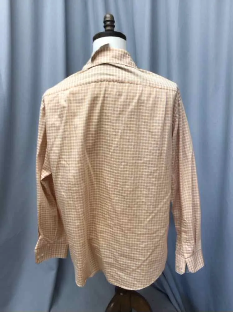 SIZE LARGE VANHUSEN Men's SHIRTS
