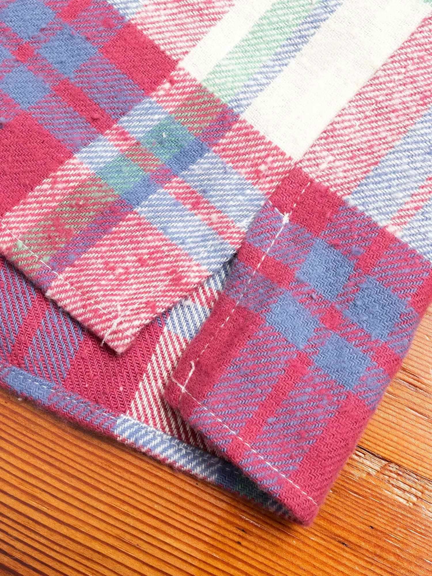 Sly Straight Hem Flannel in Sour Patch