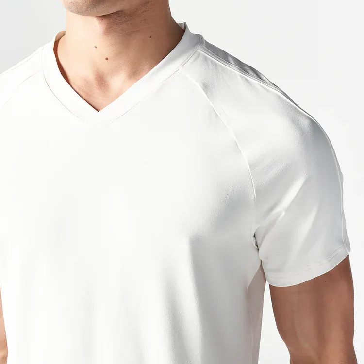 Squatwolf Men's Core V-neck AeroTech Tee
