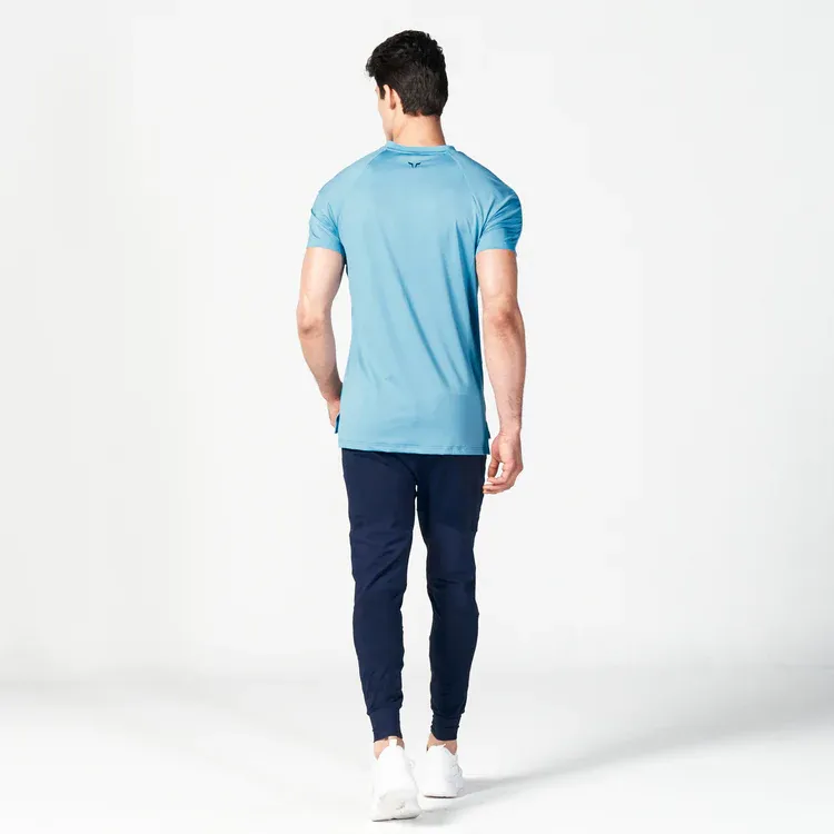 Squatwolf Men's Core V-neck AeroTech Tee