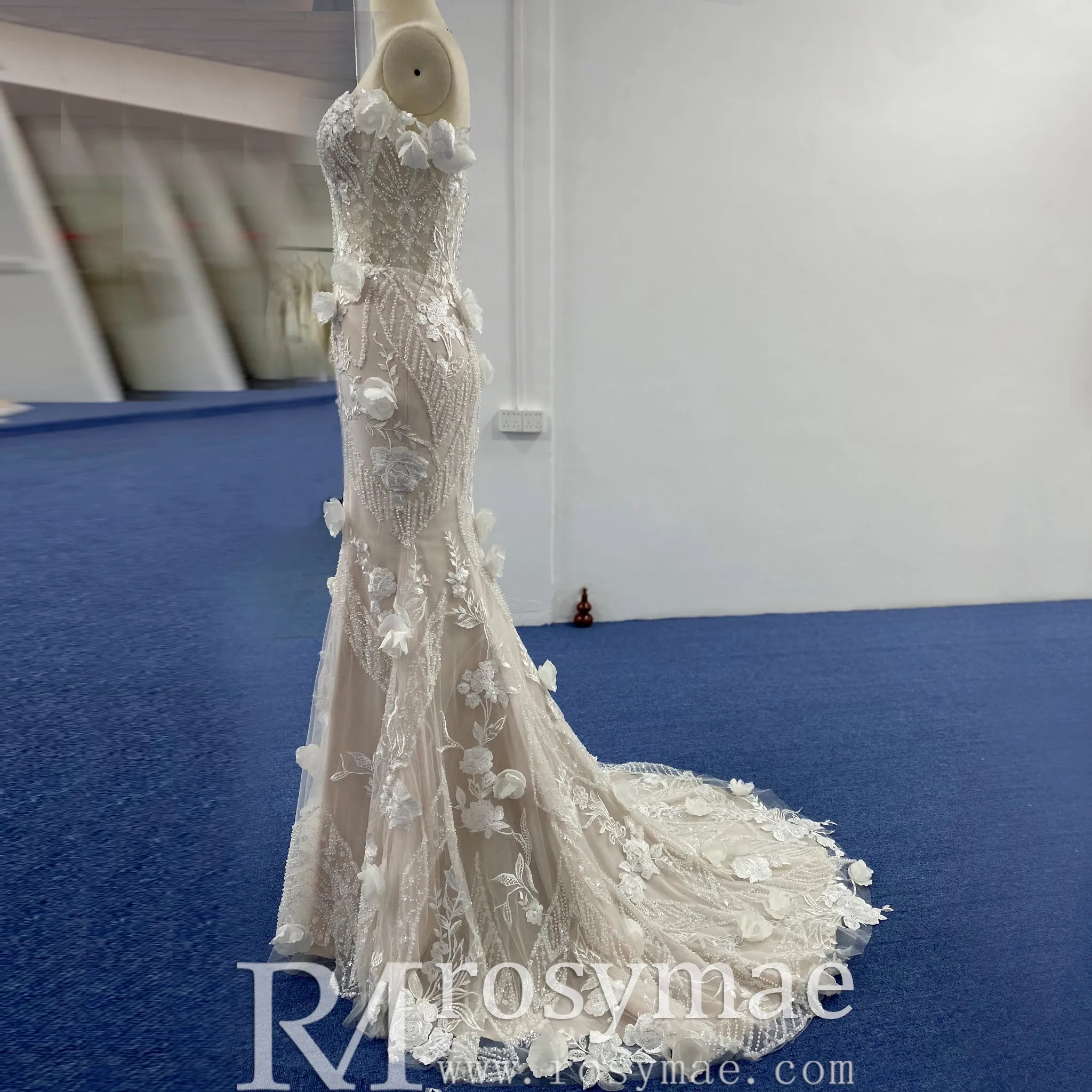 Sweetheart Neckline Princess Fit and Flare Wedding Dress