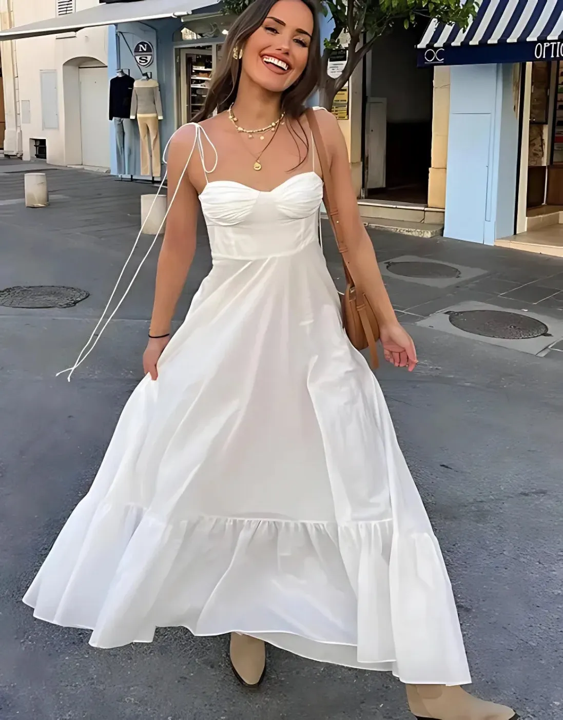 Sweetheart Neckline Sleeveless Suspender Dress with Ruffled Hem