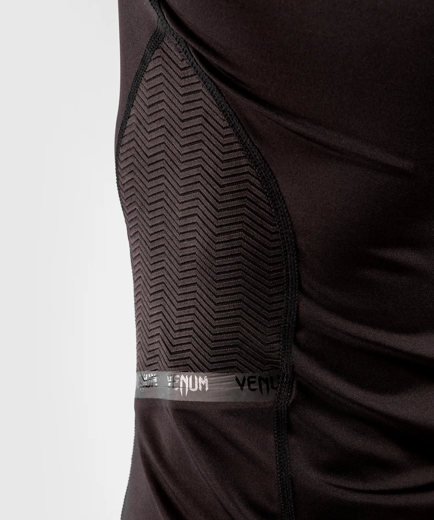 Venum G-fit Dry-Tech T-Shirt – Schwarz / Schwarz